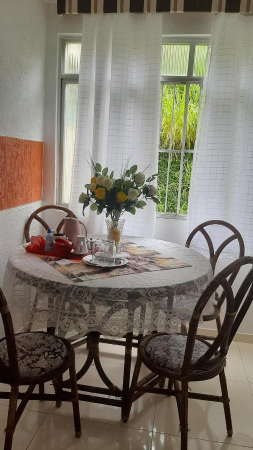 Bem Localizado Apartamento 2 Quartos Orla Rio Vermelho Ha 20 Min Da Barra-Ondina Internet Arcondicionado Salvador Luaran gambar